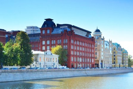 Москва, наб Якиманская, 4 стр 1. Фото № 1