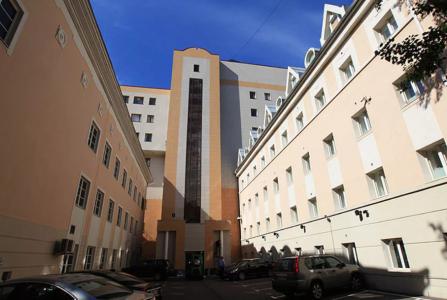 Москва, ул Усачёва, 33 стр 2. Фото № 2