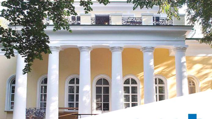 Times Estate: арендован один из корпусов усадьбы ХIХ века в центре Москвы.
