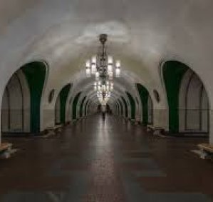 Метро «ВДНХ» 5 минут пешком