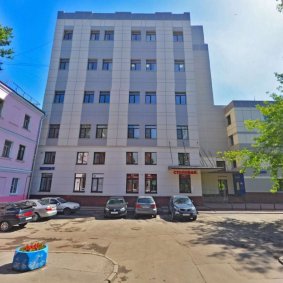 Панорамные окна, с отличным естественным освещением