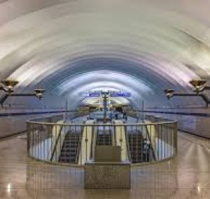 Метро «Спортивная» 4 минуты пешком