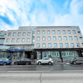 Панорамные окна с видом на исторический центр