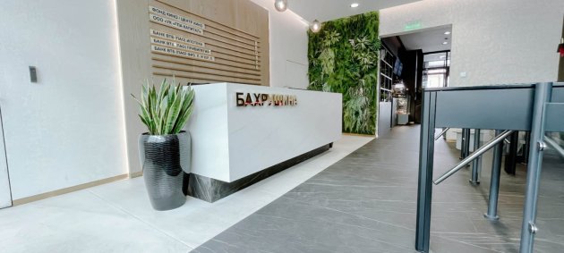 Высота потолков – 3,2–4,5 м (включая мансардные этажи)