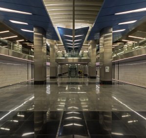 Метро «Деловой центр» 2 минуты пешком