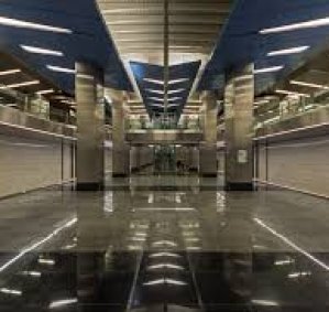 Метро «Деловой центр»  3 минуты пешком