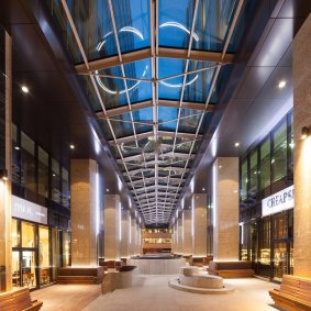 Высокие потолки (от 3.5 м)