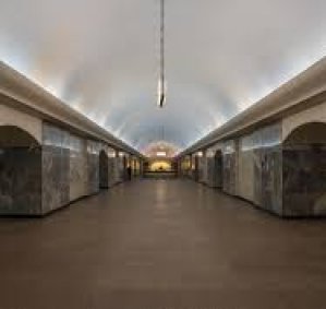 Метро «Чистые пруды» 7 минут пешком