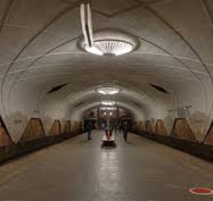 Метро «Аэропорт» 10 минут пешком