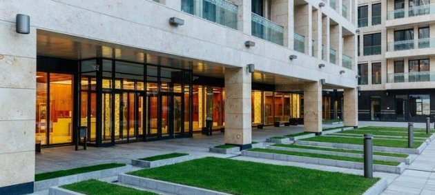 Высота потолков 3,5–4 м