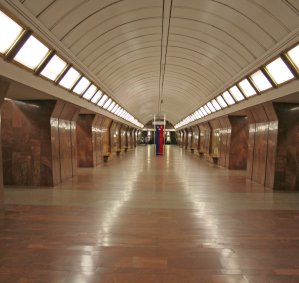 Метро «Дмитровская» 3 минуты пешком