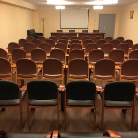 Конференц-залы и переговорные комнаты