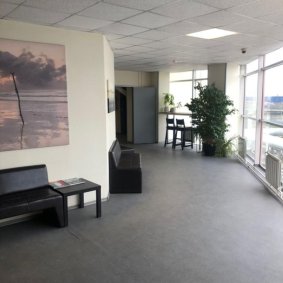 Высота потолков: 3,0–3,5 м