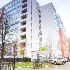 Наземная парковка