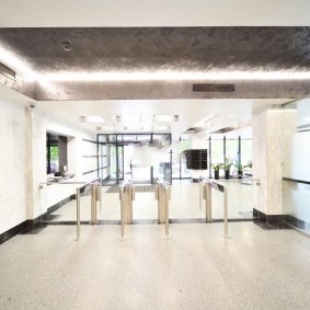 Высота потолков – 3,0–3,5 м