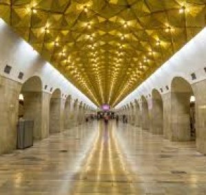 Метро «Авиамоторная» 8 минут пешком