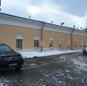 Охраняемая парковка на 40 автомобилей