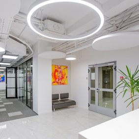 Высота потолков: 3,5–4,2 м