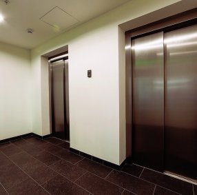  Скоростные лифты 