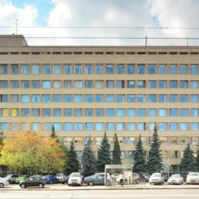 Современный стеклянный фасад