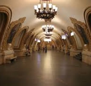 Метро «Киевская» 15 минут пешком