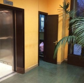 Скоростные лифты (грузовые и пассажирские)