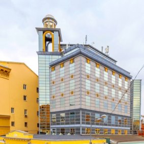 Фасад: энергоэффективное остекление с солнцезащитными системами