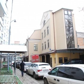 Наземная парковка