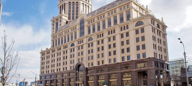 Умные фасады с автоматическим затемнением