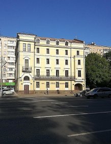 Наземная парковка