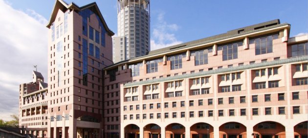 Современный дизайн с панорамным остеклением