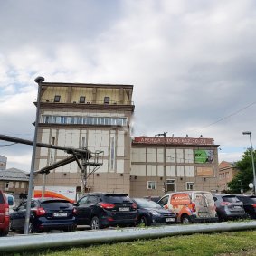 Охраняемая парковка на 300 машиномест