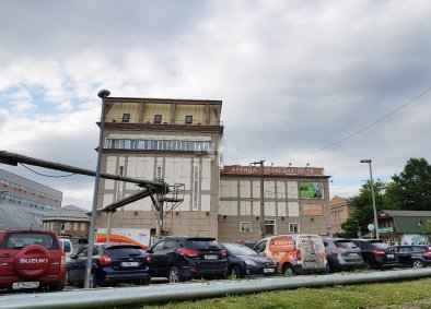 Охраняемая парковка на 300 машиномест