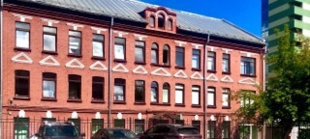 Высота потолков: 3,5–4,5 м