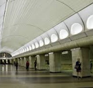 Метро «Римская» 15 минут пешком