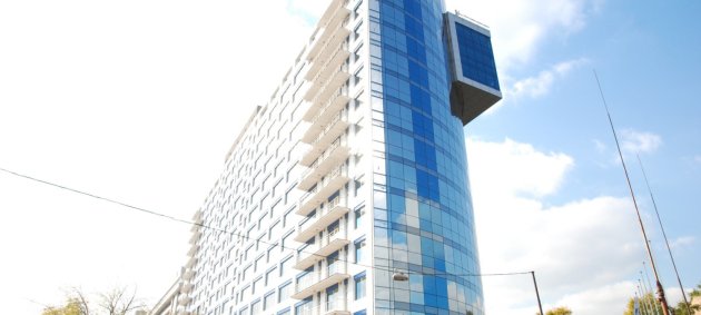 Современный дизайн с панорамным остеклением