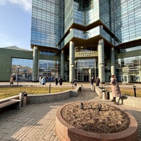 Современный дизайн с панорамным остеклением