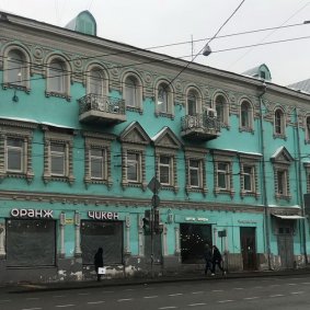 Высота потолков: 3,0–3,5 м