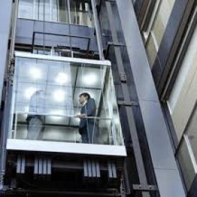 Панорамные лифты с видом на город