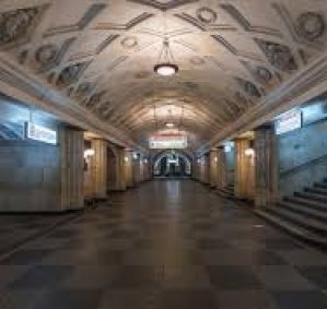 Метро «Театральная» 3 минуты пешком